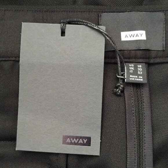 Away The Laid Back Trouser Black Cropped Travel Pants Size 16 New NWT - Picture 5 of 5